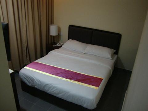 Dm Hotel