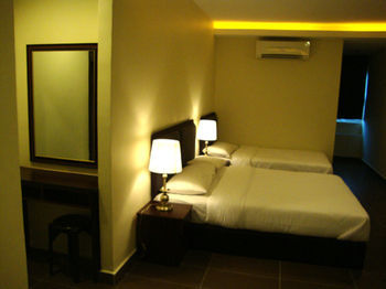 Dm Hotel 3*